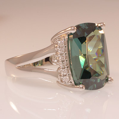 nbsp;Alexandrite ( Color Chaging Gemstone) Ring, with approximately 12 cara...