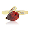 Anillo de Opalo Cereza en Plata de Ley con Baño de Oro 14K