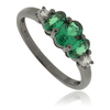 Anillo de Plata Oxidada con 3 Piedras de Esmeralda