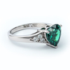 Hermoso Anillo de Alejandrita Con Corte Corazon