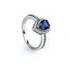 Anillo de Plata con Piedra de Zafiro en Corte Pera