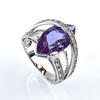 Hermoso Anillo de Plata con Alejandrita Bicolor y Zirconias