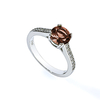 Hermoso Anillo de Compromiso con Zultanita