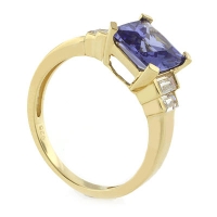 Moderno Anillo de Plata con Tanzanita y Chapa de Oro