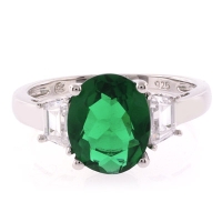 Anillo de Plata con una Joya de Esmeralda