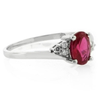 Anillo de Rubí Rojo en Plata .925