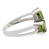 Anillo de Plata de Ley .925 con 2 Gemas de Peridoto