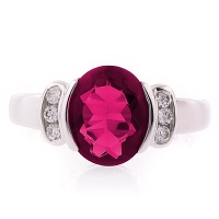 Hermoso Anillo de Plata .925 con Rubí Rojo