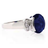 Hermoso Anillo de Plata .925 con una Piedra de Zafiro Azul