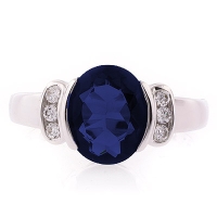 Hermoso Anillo de Plata .925 con una Piedra de Zafiro Azul