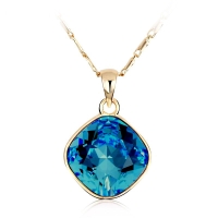 Hermoso Collar Swarovski Azul Intenso con Baño de Oro Amarillo 18K