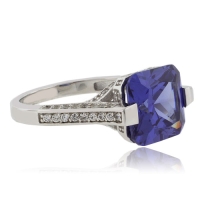 Anillo Elegante de Tanzanita en Plata Fina .925