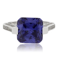 Anillo Elegante de Tanzanita en Plata Fina .925