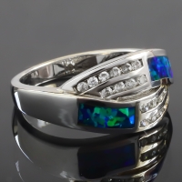Opalo Australiano en Anillo de Plata