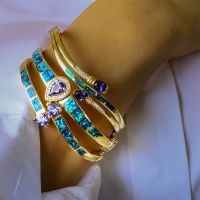 Brazalete de Plata de Ley con Baño de Oro 14K, Tanzanita y Opalo