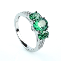 Anillo de Plata con 3 Piedras de Alejandrita ( Azul/ Verde )