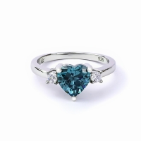 Corte Corazon Anillo de Alejandrita