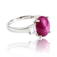 Anillo de Rubi Estrella Con Plata 925