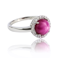 Anillo Redondo de Rubí Estrella Cabuchon con Plata 925