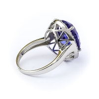 Anillo de Tanzanita Corte Ovalada en Plata .925