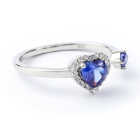 Hermoso Anillo de Doble Tanzanita en Plata de Ley 925 Corazón