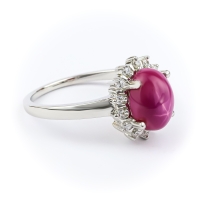Hermoso Anillo de Rubi Estrella