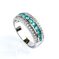 Hermoso Anillo de Paraiba en Plata .925
