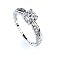 Anillo de Compromiso en Plata