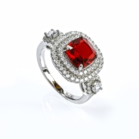 Anillo de Rubi Corte Cojin