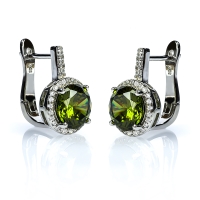Aretes con Peridoto Corte Princesa en Plata .925