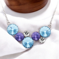 Bonito Collar de Círculos de Cristal Austriaco