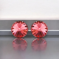 Aretes Solitarios de Color Rojo Fuego de Cristal Austriaco