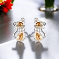 Bonitos Aretes de Gatito de Cristal Austriaco Color Champagne