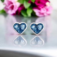 Aretes de Plata Con Cristal Austriaco en Forma de Corazón Color Azul