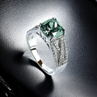 Anillo de Plata Con Alejandrita