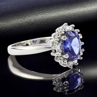 Anillo de Tanzanita en Plata .925