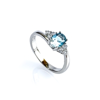 Anillo de Aguamarina en Plata Fina .925