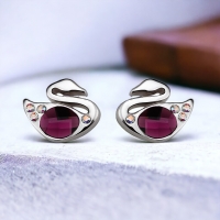 Aretes Color Amatista de Swarovski con Rodio en Forma de Cisne