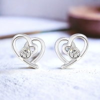 Aretes de Cristal Austriaco Color Blanco con Rodio en Forma de Corazón