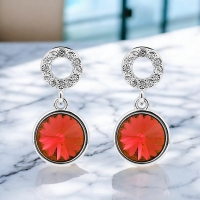 Aretes Redondos Cristal Austriaco En Color Rojo
