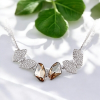 Hermoso Collar en Plata de Ley con Cristal Swarovski