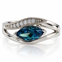 Anillo de Alejandrita en Plata Fina de Ley ( Azul/Verde )