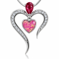 Collar de Plata en forma de Corazón con Ópalo Rosa