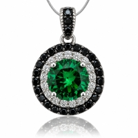 Dije de Plata .925 con Piedra de Esmeralda en Corte Circular y Zirconias