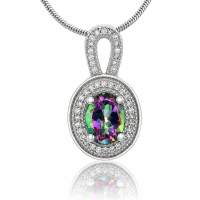 Elegante Dije con Topacio Místico en Plata .925
