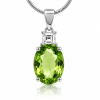 Hermoso Dije con Peridoto en Plata Fina .925