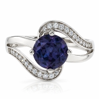 Hermoso Anillo de Plata de Ley con Alejandrita