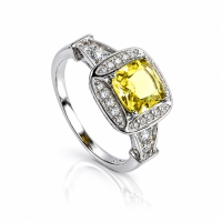 Anillo de Plata de Ley con Alejandrita Talla Princesa 8 mm