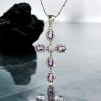 Cruz de Plata Con Amatista