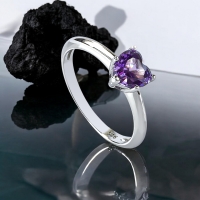 Anillo de Corazon Amatista Con Plata